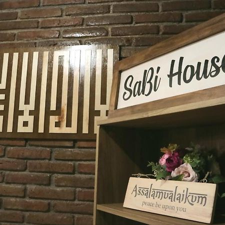 Sabi Guest House - Strategic Family -Married Couples Only- Hostel In Prawirotaman Джокякарта Екстериор снимка