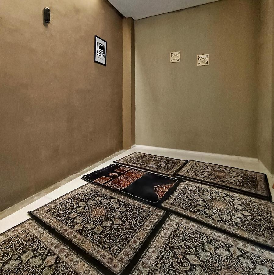 Sabi Guest House - Strategic Family -Married Couples Only- Hostel In Prawirotaman Джокякарта Екстериор снимка