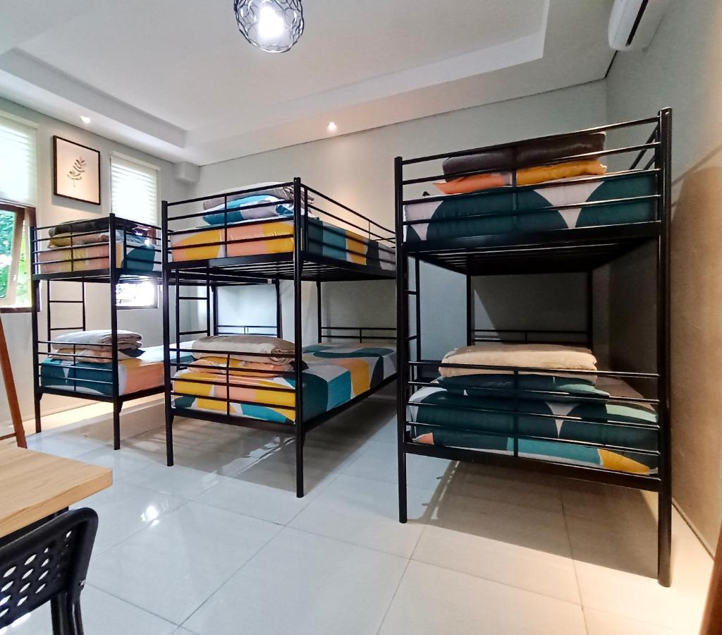 Sabi Guest House - Strategic Family -Married Couples Only- Hostel In Prawirotaman Джокякарта Екстериор снимка